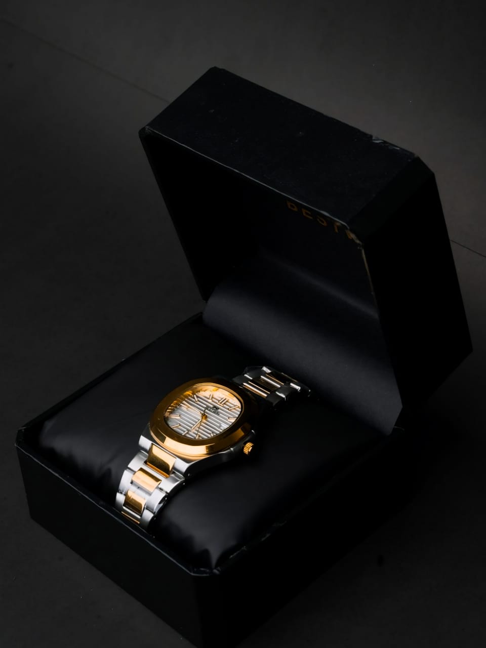 BESTWIN LUXURY WATCH